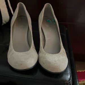 Jessica Simpson wedges in EUC